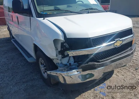 2022 Chevrolet Express Cargo Rwd 2500 Regular Wheelbase Wt из США, поврежденный, VIN 1GCWGAF75N1203256